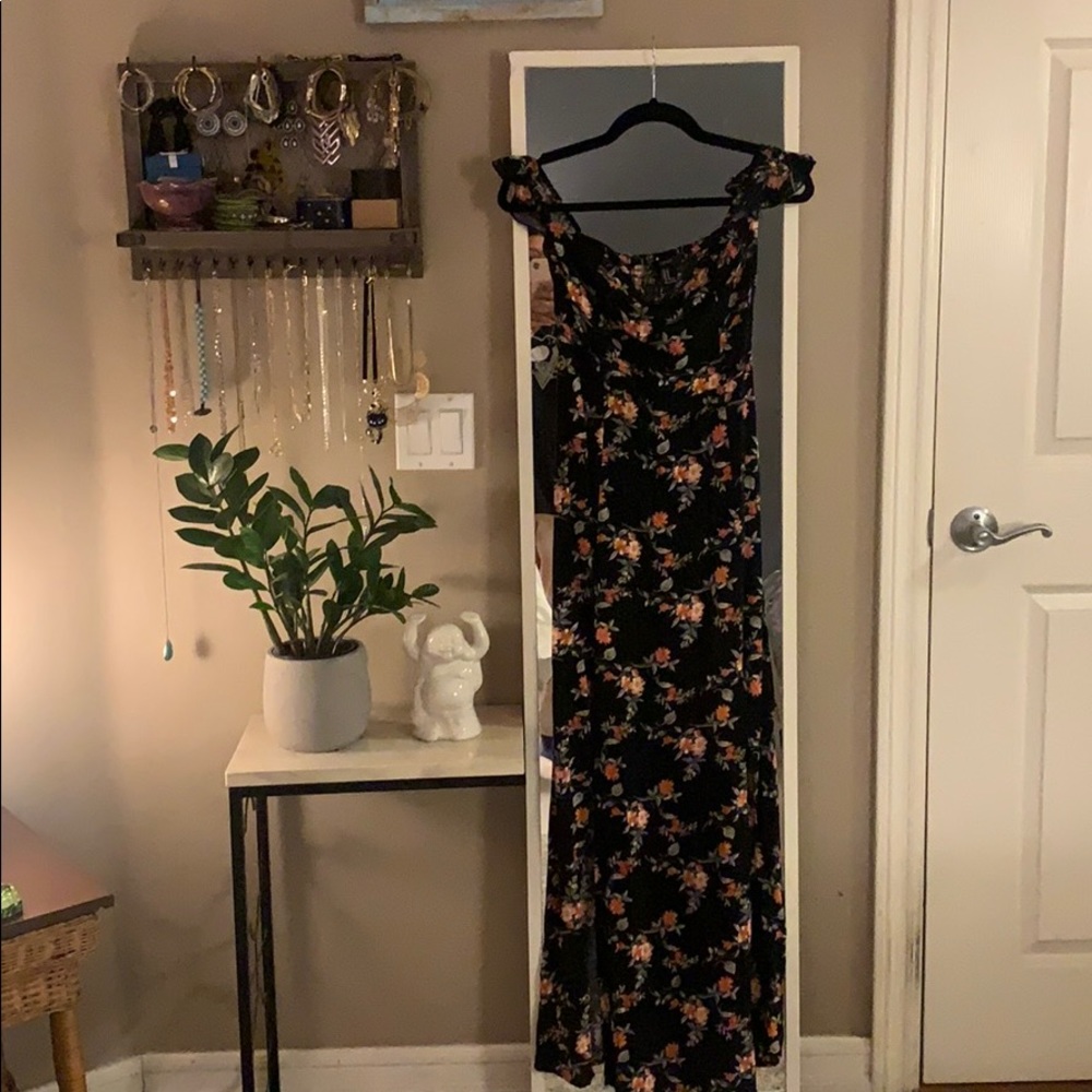 Off the Shoulder Maxi Dress